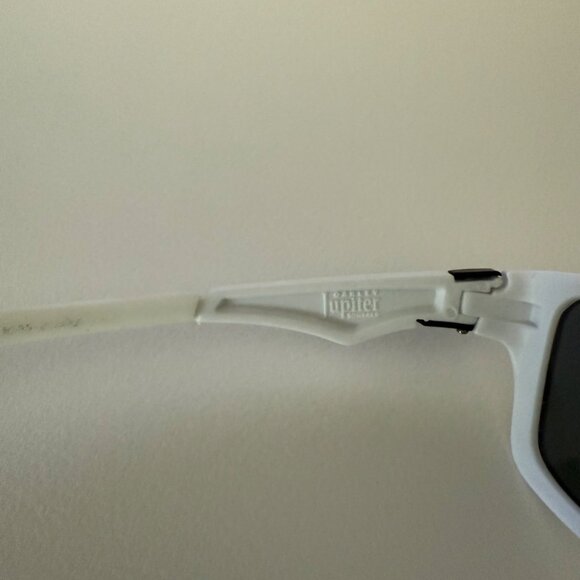 Oakley Jupiter Mens Sunglasses Black Lenses - Picture 8 of 9